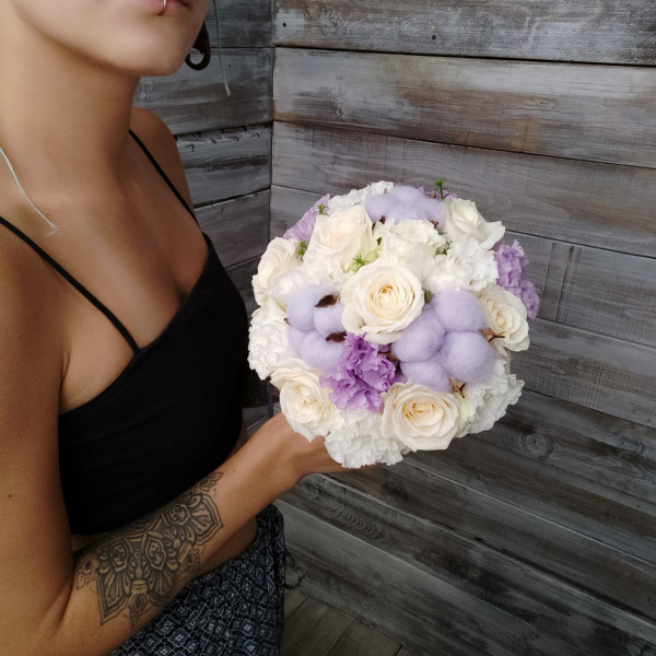 Пурпурная невеста - цветы с доставкой Ялта