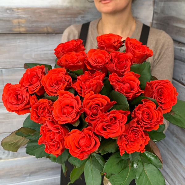 Роза Эль Торо - цветы с доставкой Ялта